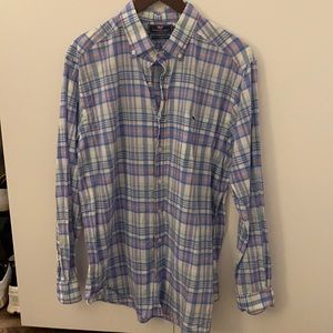 Vineyard vines size large slim fit button down